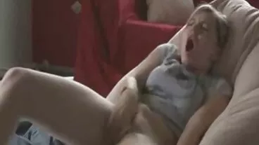 Slim4K: jav group sex Cutie finds inspiration sau giới tính với handsome guy Trên PornHD